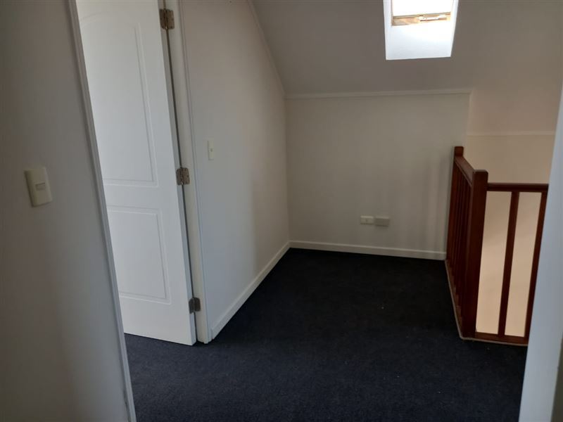 ARRIENDO SEMI AMOBLADO