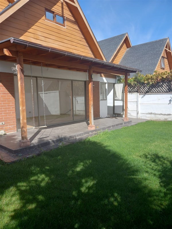 CASA ARRIENDO MACHALI