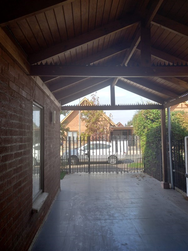 CASA ARRIENDO MACHALI