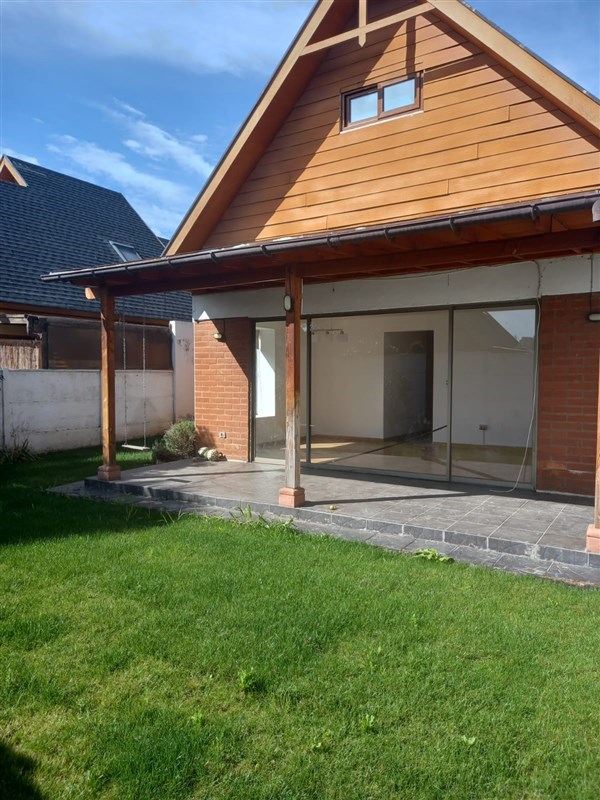 CASA ARRIENDO MACHALI