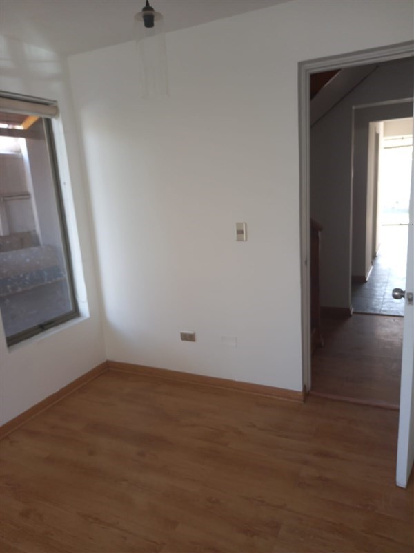 CASA ARRIENDO MACHALI