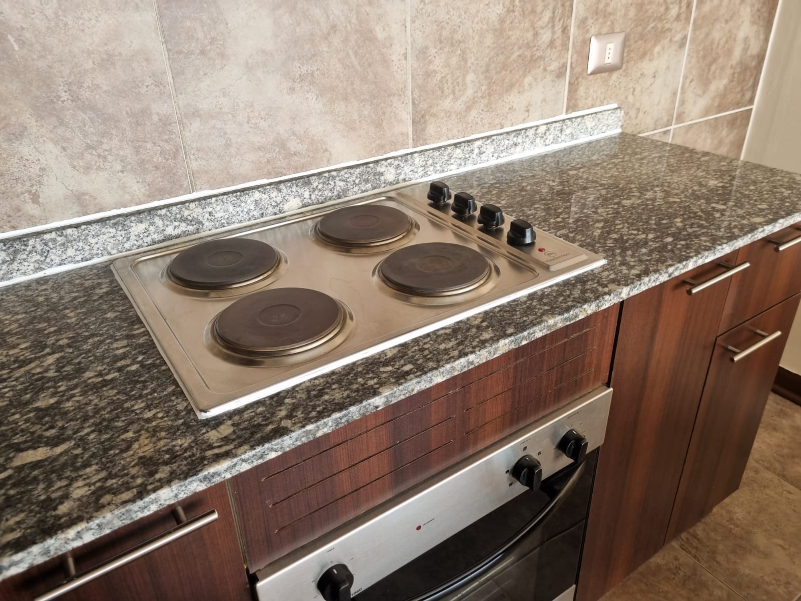 DEPARTAMENTO CLINICA DAVILA